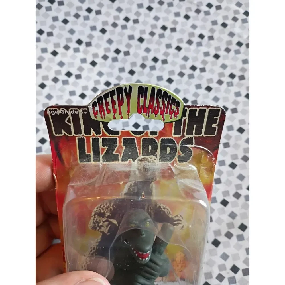 GODZILLA Creepy Classics King of The Lizards Finger Puppet 2006 New On Card